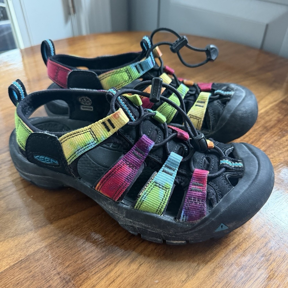 KEEN‎ Newport Retro Water Sandals Tie Dye Rainbow Sport H2 Outdoor Women's 6